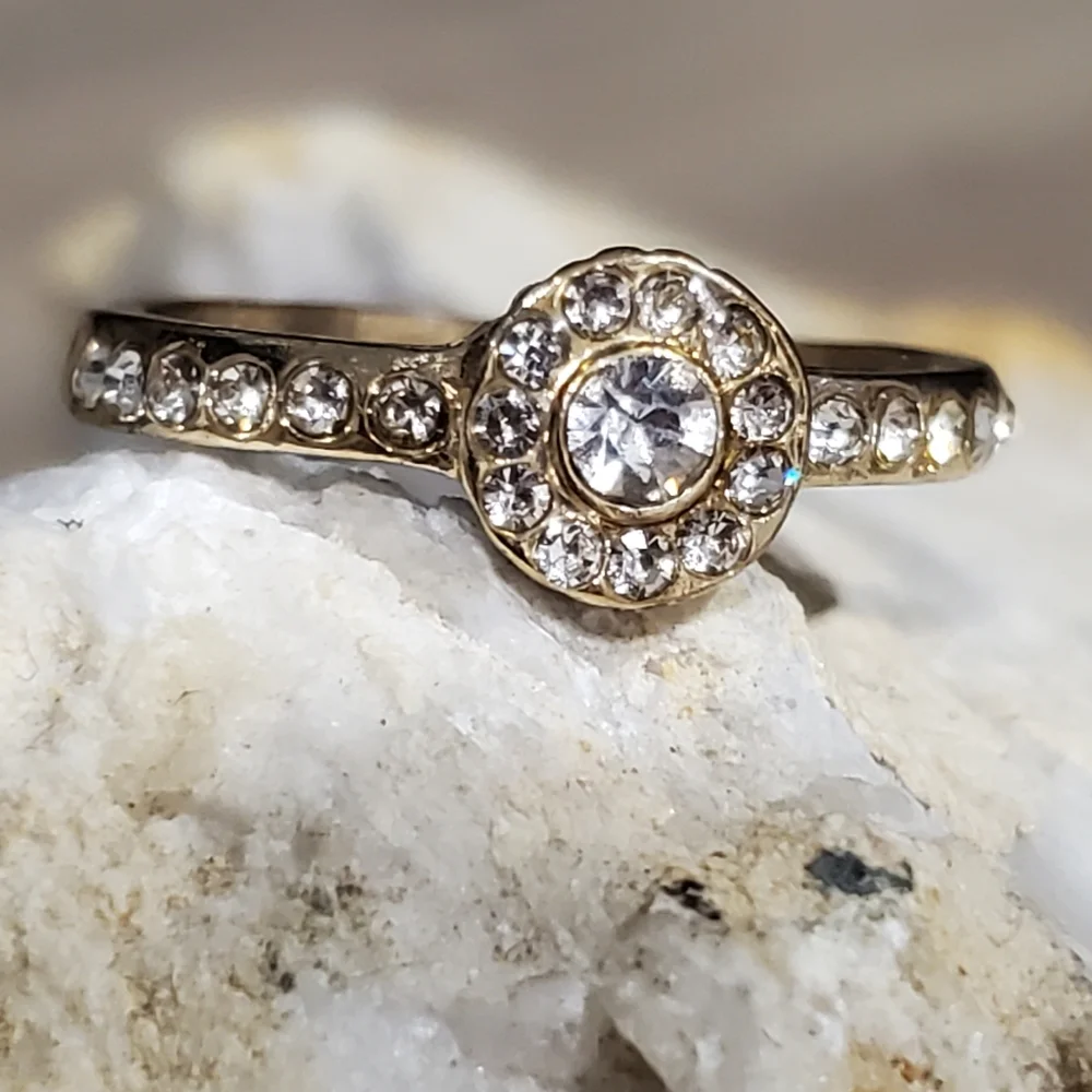 Rhinestone Halo Engagement Ring Pave Solitaire Crystals Goldtone Size 6 3/4